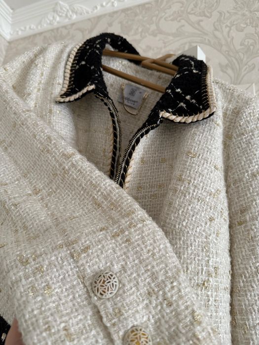 Продается женский твидовый пиджак