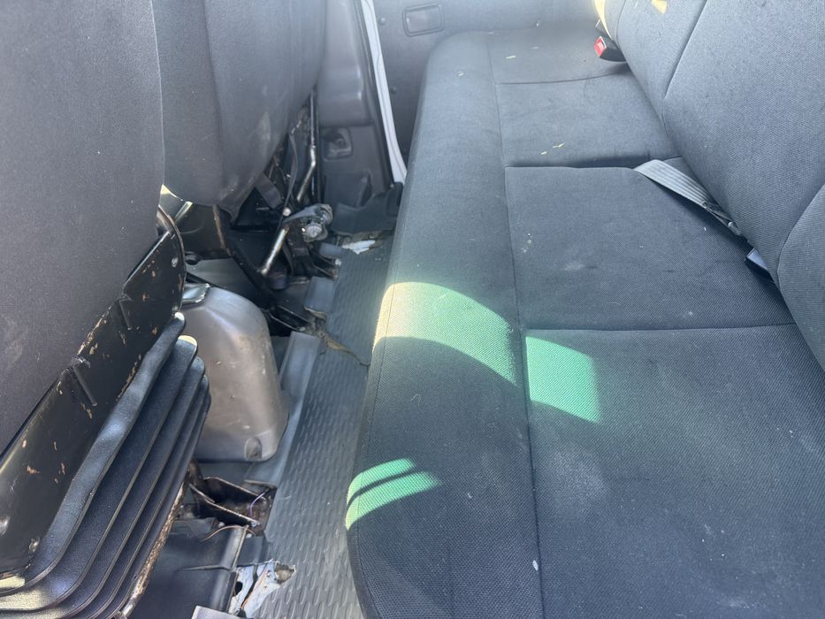 Iveco basculabil cu 7 locuri