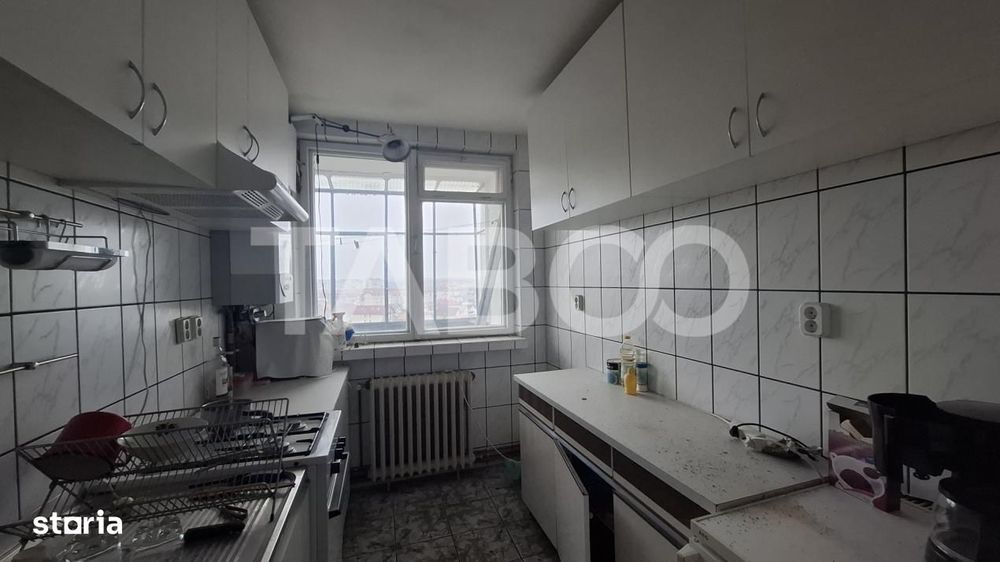 Apartament 3 camere decomandat 65 mp zona Mihai Viteazul