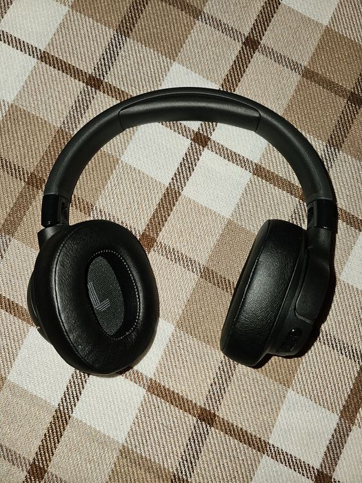 Наушники JBL Tune 720ВТ черный