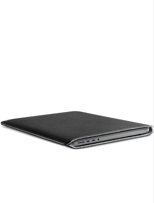 Woolnut Leather Sleeve MacBook Pro 14” калъф за Макбук про