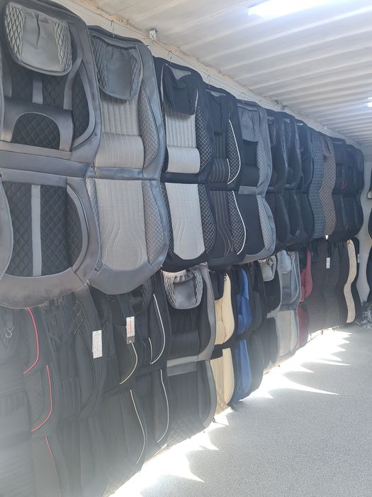 Авточехлы для автомобиля.