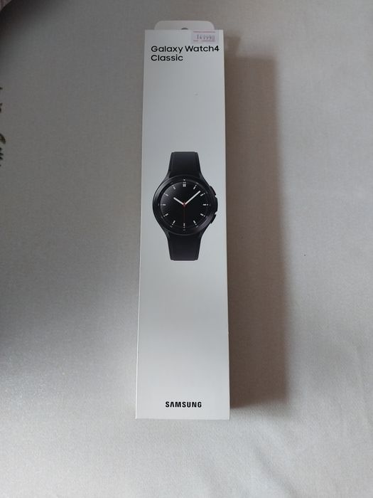 Часы Galaxy Watch4 Classic