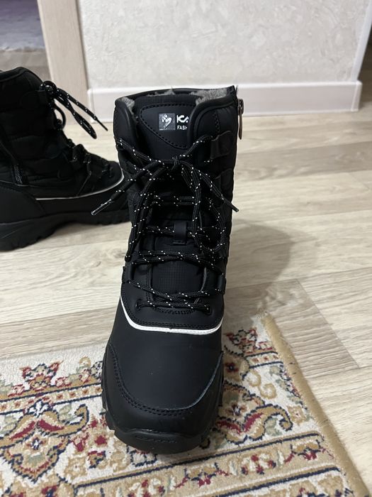 Продам зимние сапоги