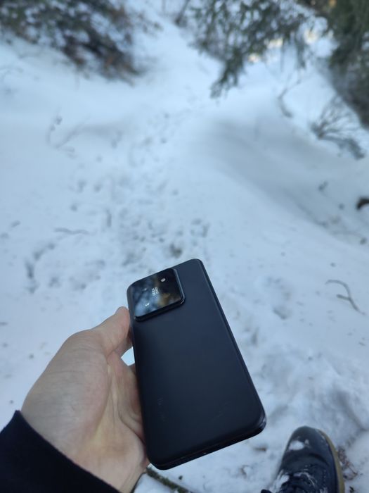 Xiaomi 14 продаю срочно!