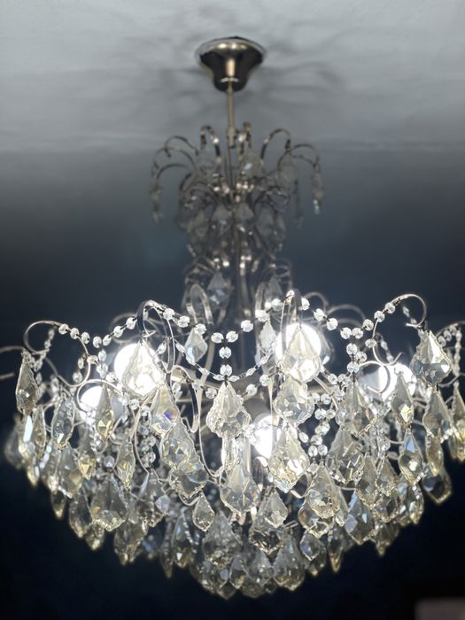 люстра для зала,гостиной