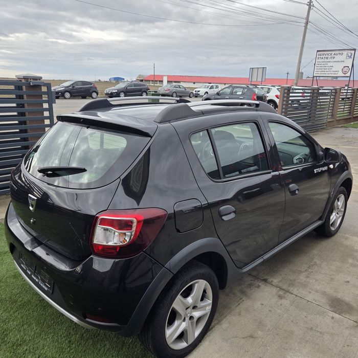 Dacia Sandero Stepway , 3800€