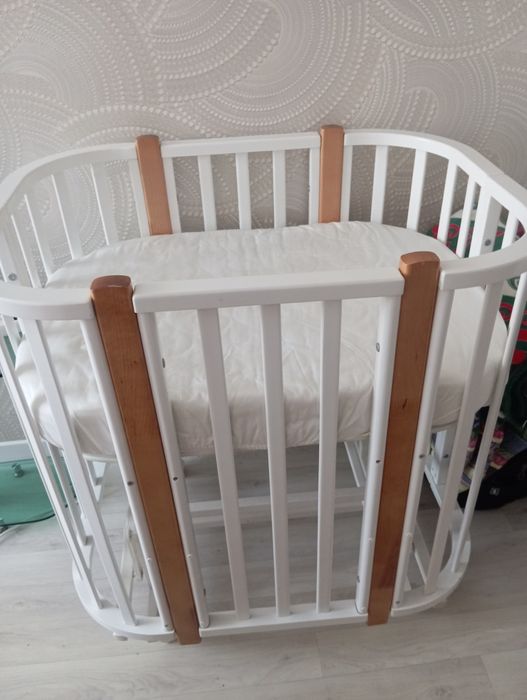 Продам кроватьку