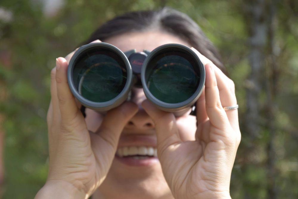 Vând binoclu profesional