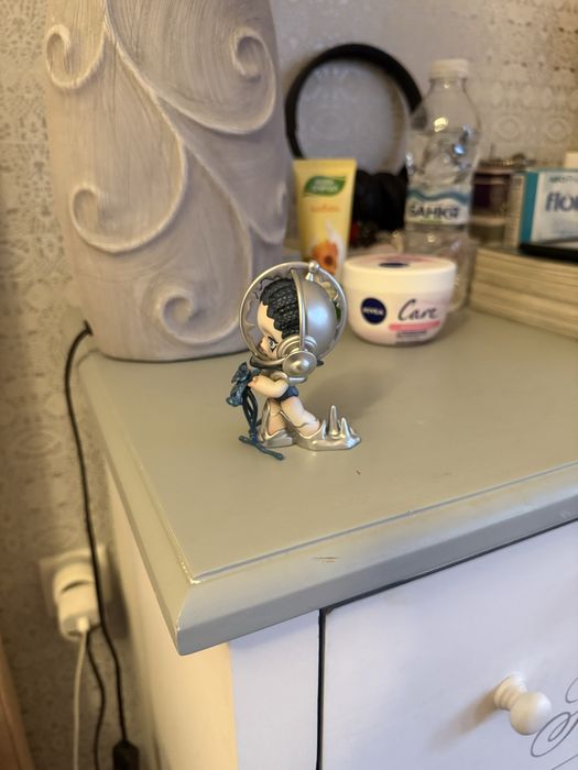 Skullpanda “the sound” original popmart figurine