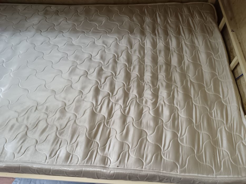 Кровать двухъярусная