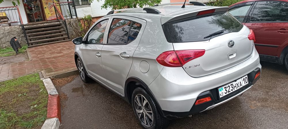 Продам Lifan x 50 2107 года
