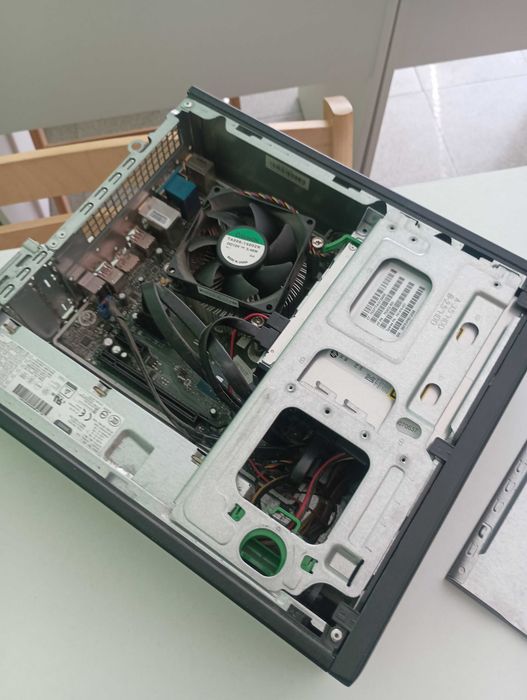 Hp Prodesk 400 g3 sff i5-6500 8RAM Ssd