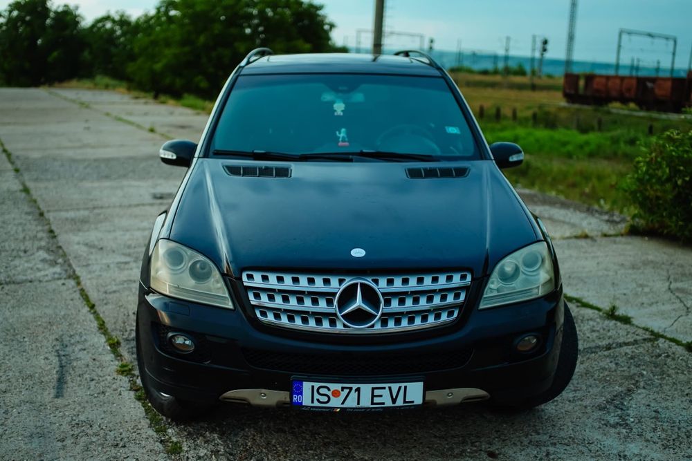 Mercedes ML w164 320 - autoutilitară