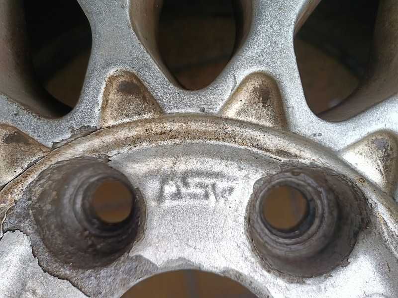 Продам оригинальные легкосплавные диски "MSW" на Mitsubishi