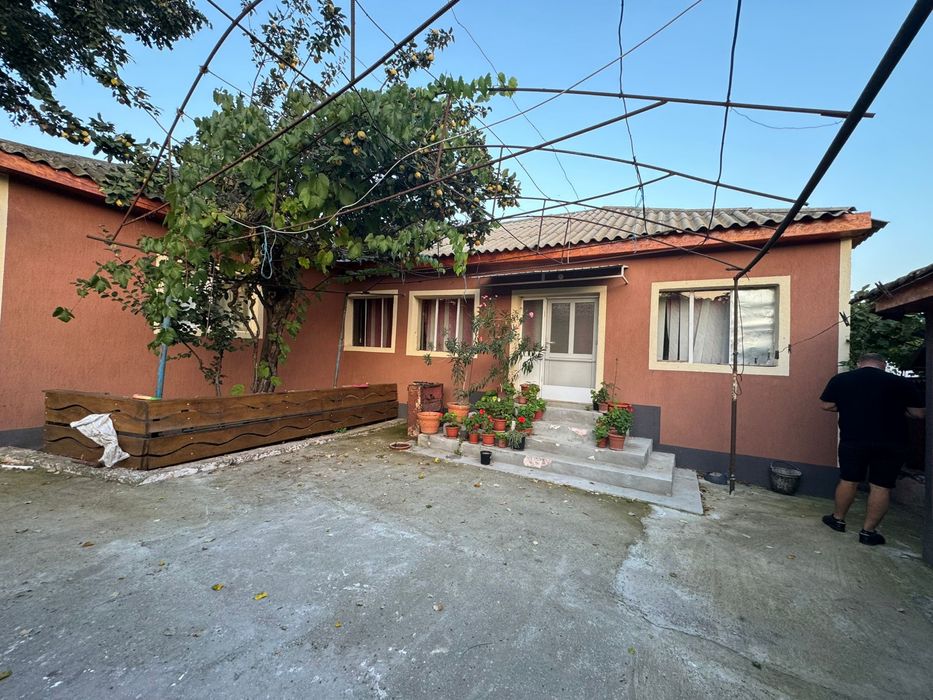 Casa de vanzare