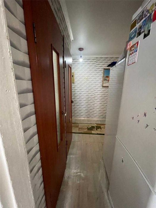 Продать 3 ком.кв .Строителей