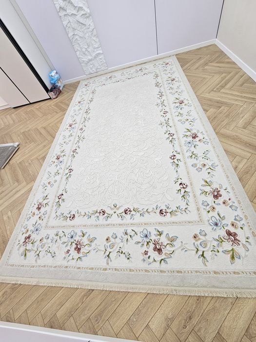 Продается ковер срочно