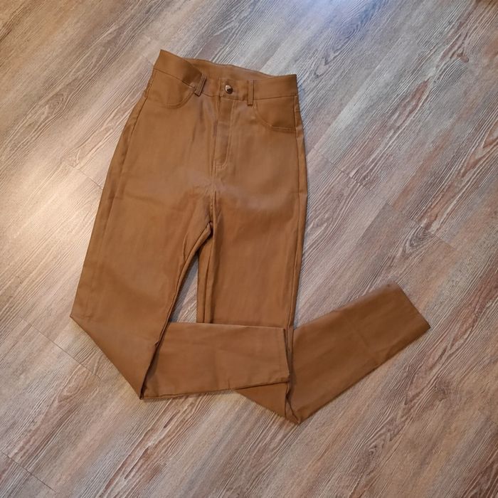 Нов кожен панталон