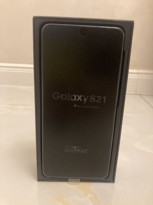 Samsung S21 5G + зарядка