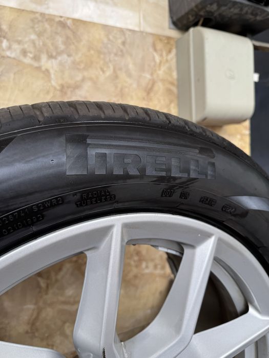 Диски с шинами Pirelli Состояние отличное