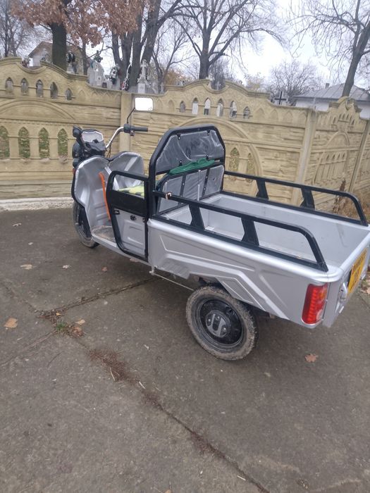 Vând tricicleta electrica ,an comuna Dumești judetul Iași, Sorin Hrisc