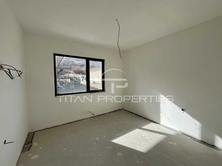 Продава се Къща в с. Брестник, Област Пловдив - 196 кв.м за 1353 €/кв.м - Снимка #4