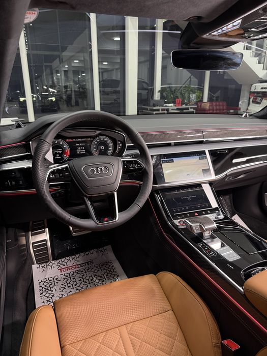 Audi S8 Quattro