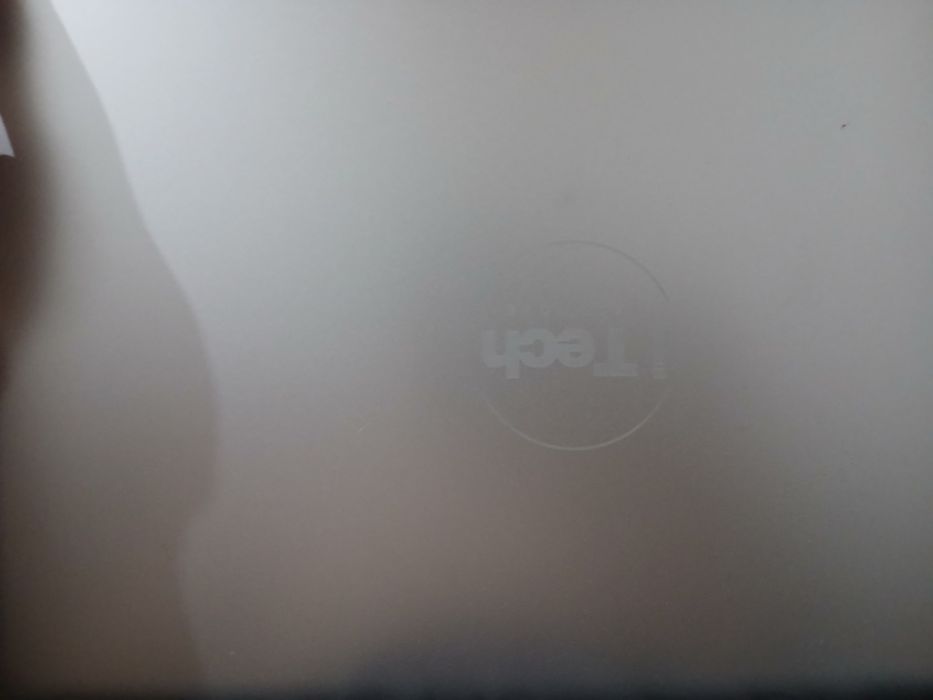 I tech Noutbook продается цена договорная