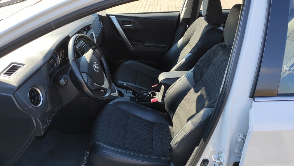 Toyota Auris 2014 Hybrid +GPL