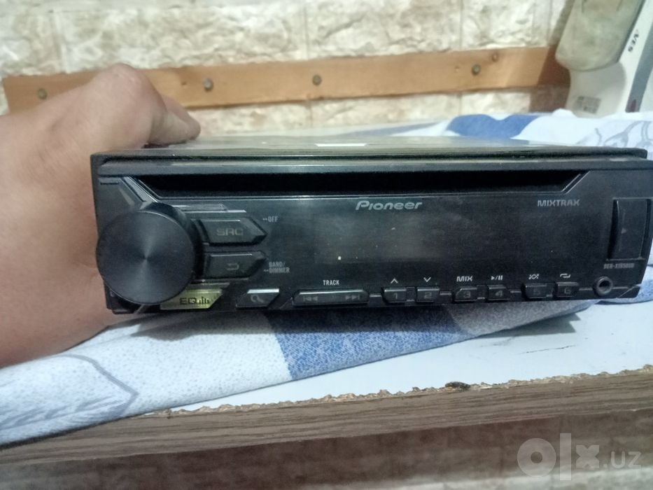 Продам Pioneer DEH-X1950UB в хорошем состоянии.