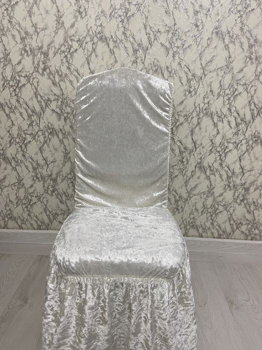 Стулья 12 штук чехол вместе , б/у