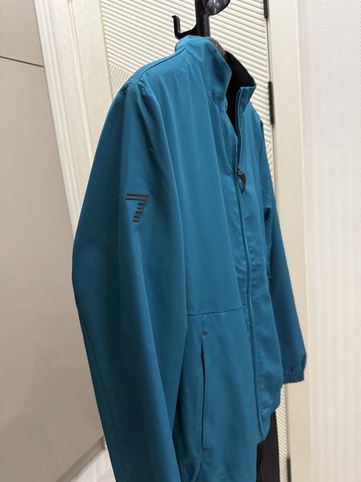 Спортивный костюм Armani EA7