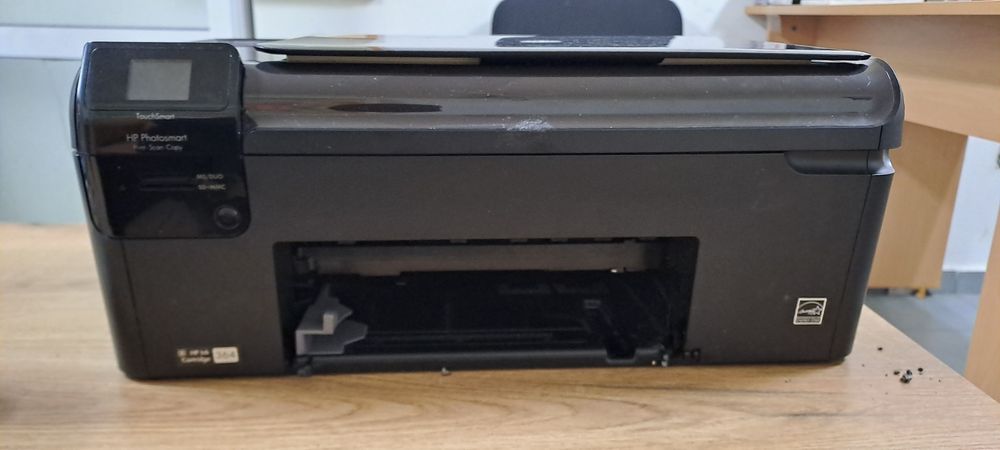 Цветен мастилено струен фотопринтер HP  3 в 1 принтер, скенер, копир