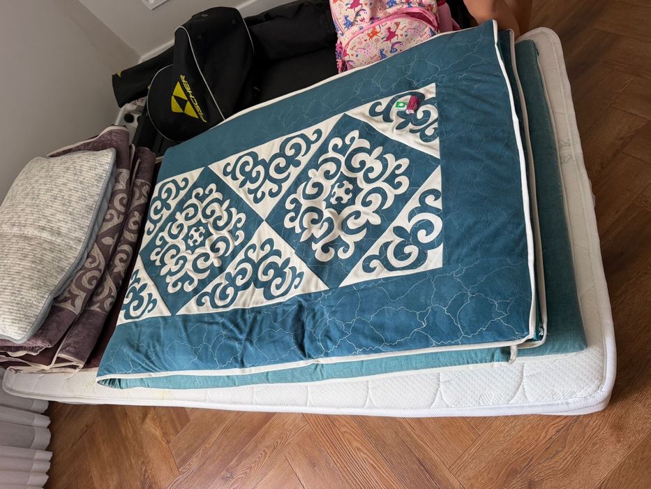 Продам только МАТРАС (самовывоз)