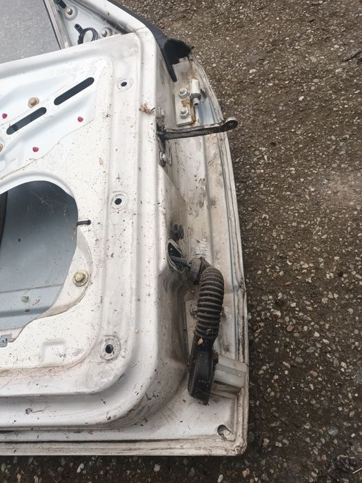 Usa stanga dreapta bmw e30 ursulet