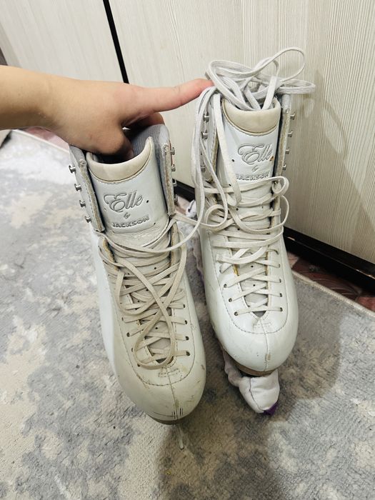 Коньки фигурные профессиональные