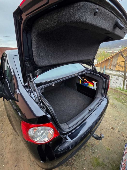 Vand Volkswagen Jetta 2009,1.9 TDI,105 CP