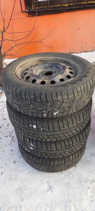 Продам зимнюю резину