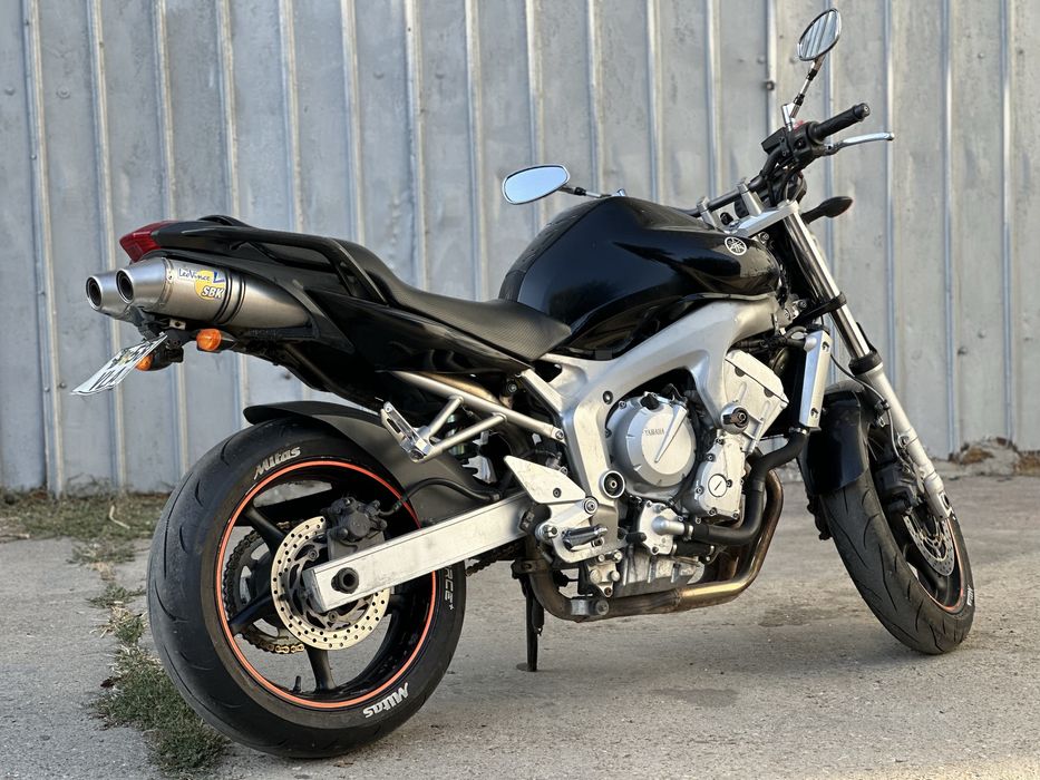 Yamaha FZ6 2004