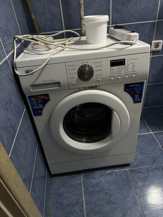 Продам стиральную машинку