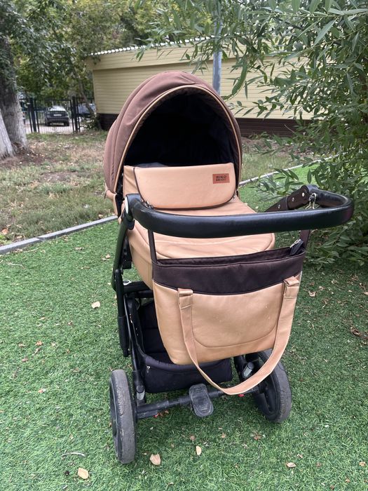 Продам коляску 2 в 1