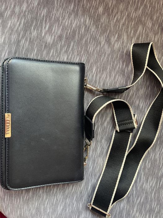 Чанта черна Mohito