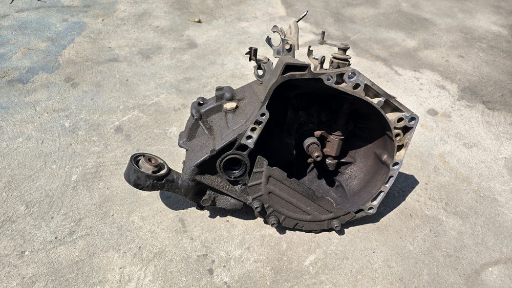 Cutie Viteze Manuala 5 Trepte Peugeot 107 Citroen C1 1.0 B 1KR-FE 2005 - 2012
Livrăm prin curier 
Oferim garanție și factură 
Livrăm prin curier