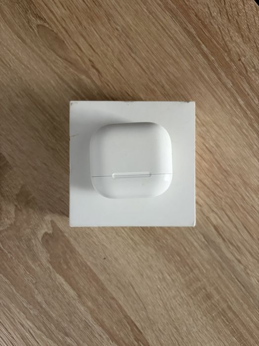 Airpods 4 (без шумоподавления)