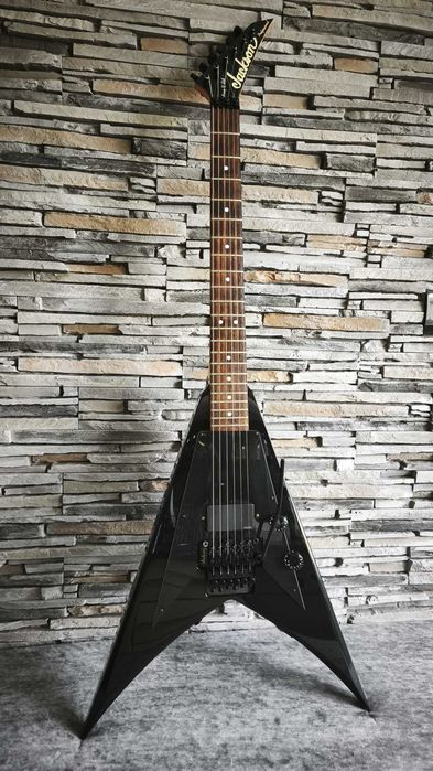 Chitara electrica Jackson King V STD Professional Japan EMG Flying V - TOC + Garantie