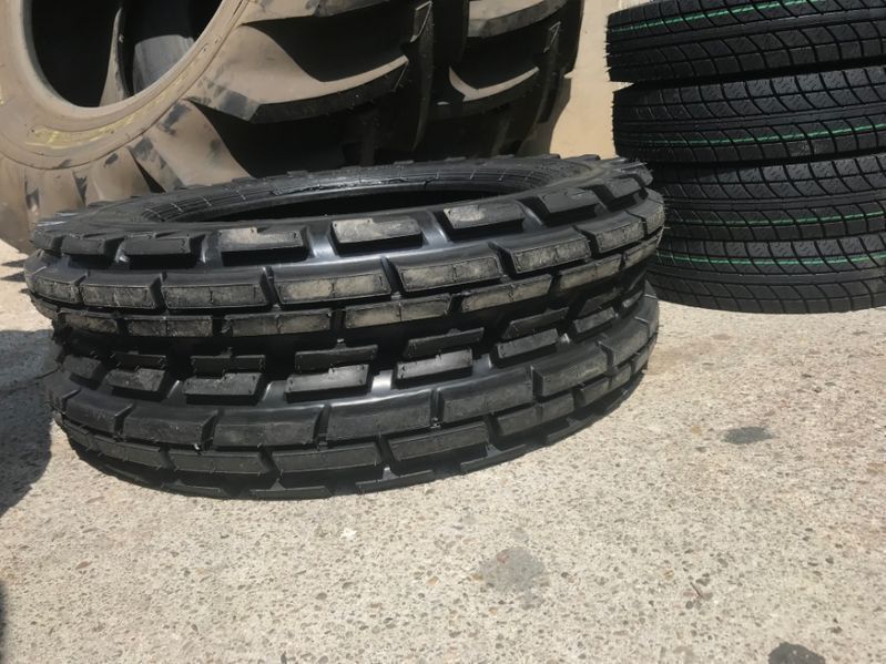 cauciucuri pentru fata pe tractor 6.00-19 avem si r16, r18, r20 3WYX