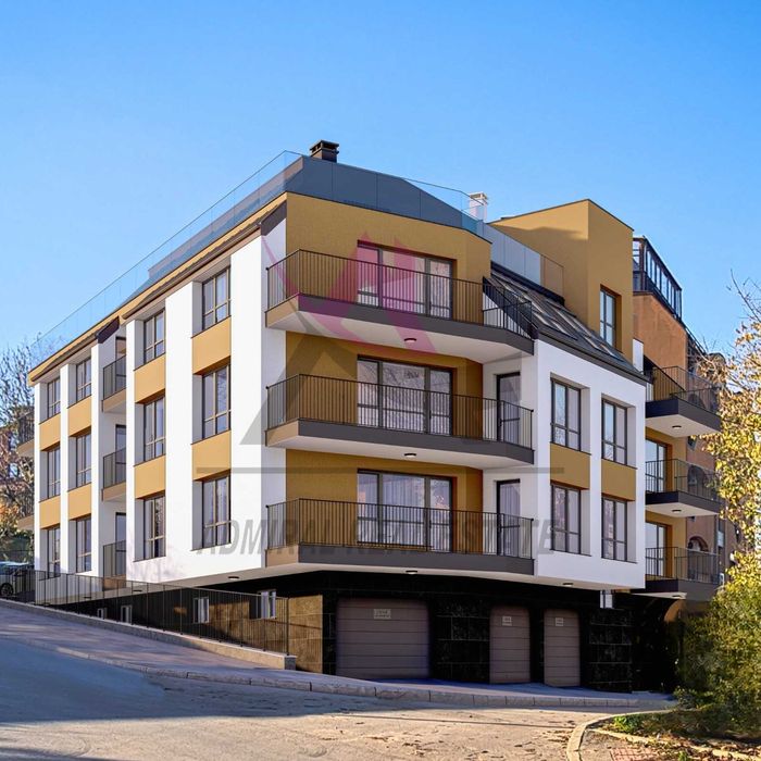 Продава се Тристаен апартамент в Варна, Галата - 105 кв.м за 818 €/кв.м - Снимка #1