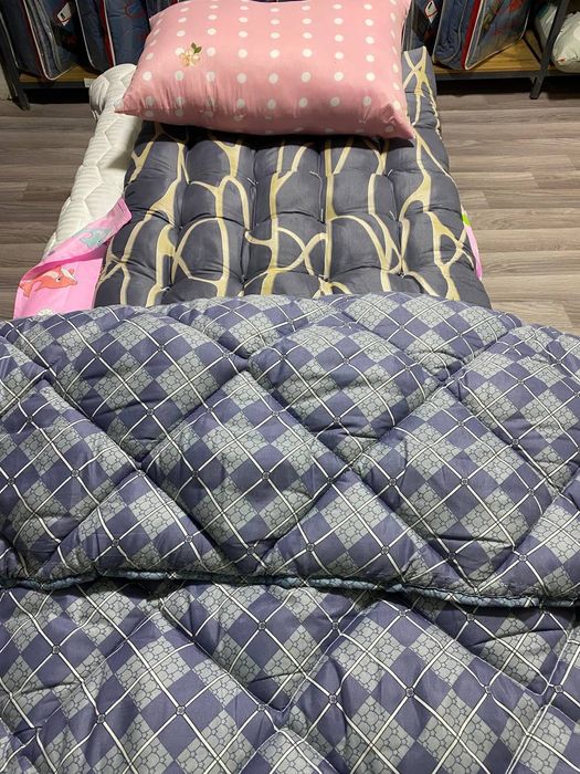 Komplekt toʻshak yostiq va koʻrpa optim narxlarda