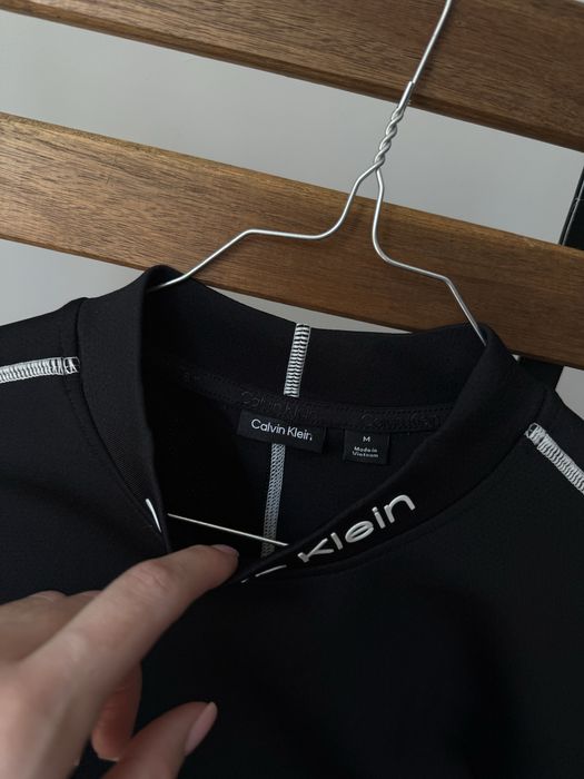 Суитшърт Calvin Klein размер М
